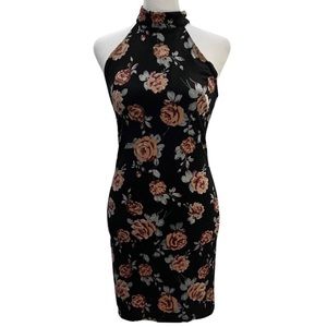 Mock neck sleeveless velvet dress